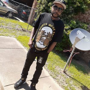 Meet your Posher, Derrick